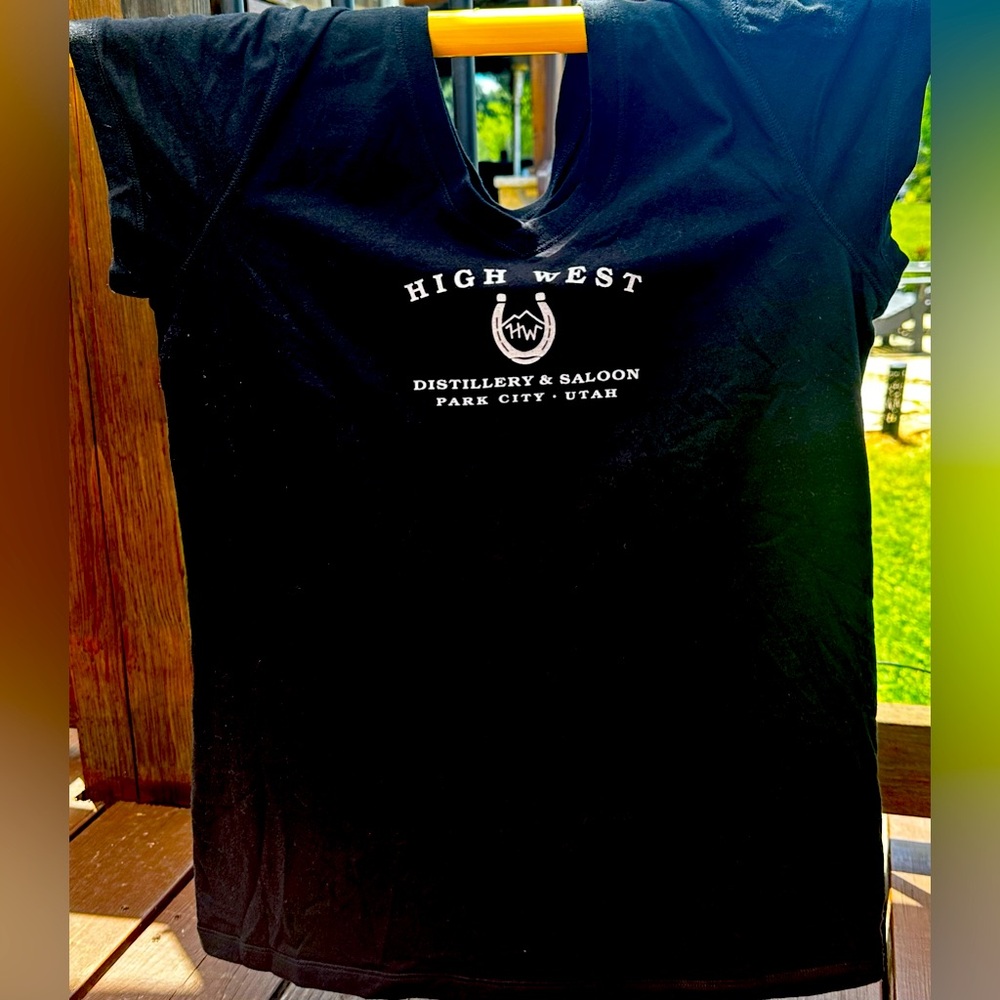🥃Rare Ladies High West Distillery And Saloon Park City Utah Black Tee Shirt